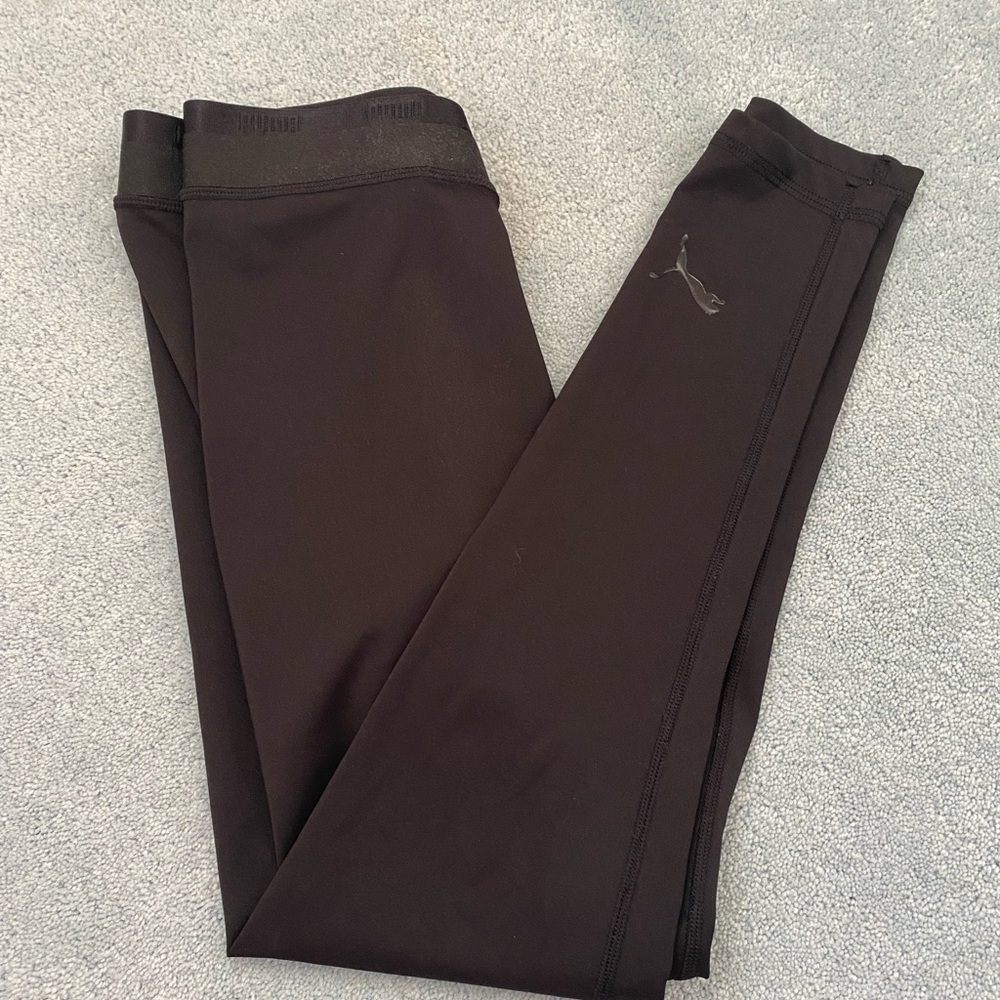 Black leggings